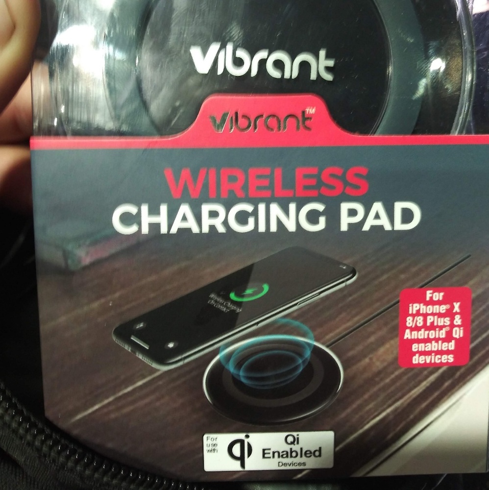 Vibrant QI Enabled Wireless Charging Pad